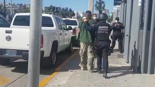 Detienen a supervisor de Policía de Tecate por nexos con CJNG