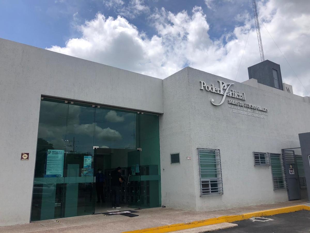 La audiencia inició a las 9:00 de la mañana