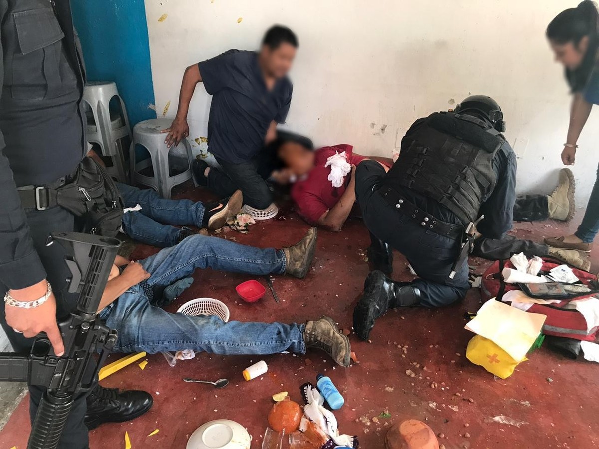 Uno de los lesionados fue trasladado a un hospital en Toluca. (Especial)