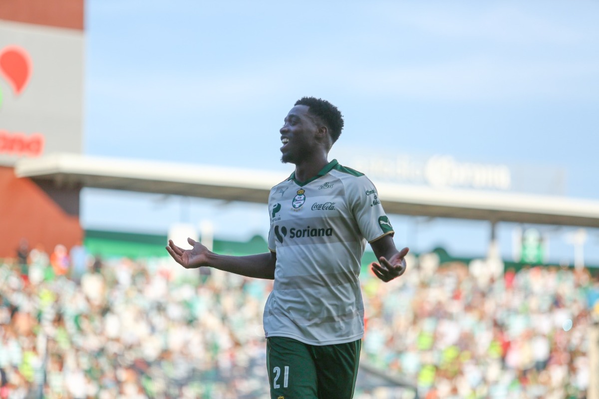 Djaniny Tavares (Imago 7)