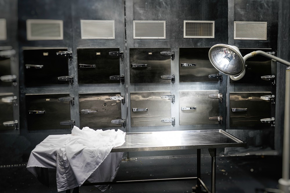 El hombre fue encontrado por su hija en la morgue (Shutterstock).