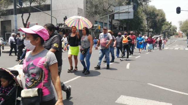 Artesanos bloquean vialidades en cdmx