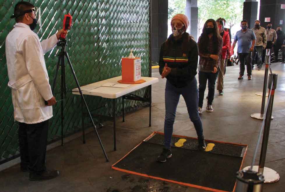 Centros Comerciales como Parque Delta implementaron medidas para disminuir el riesgo de contagio.