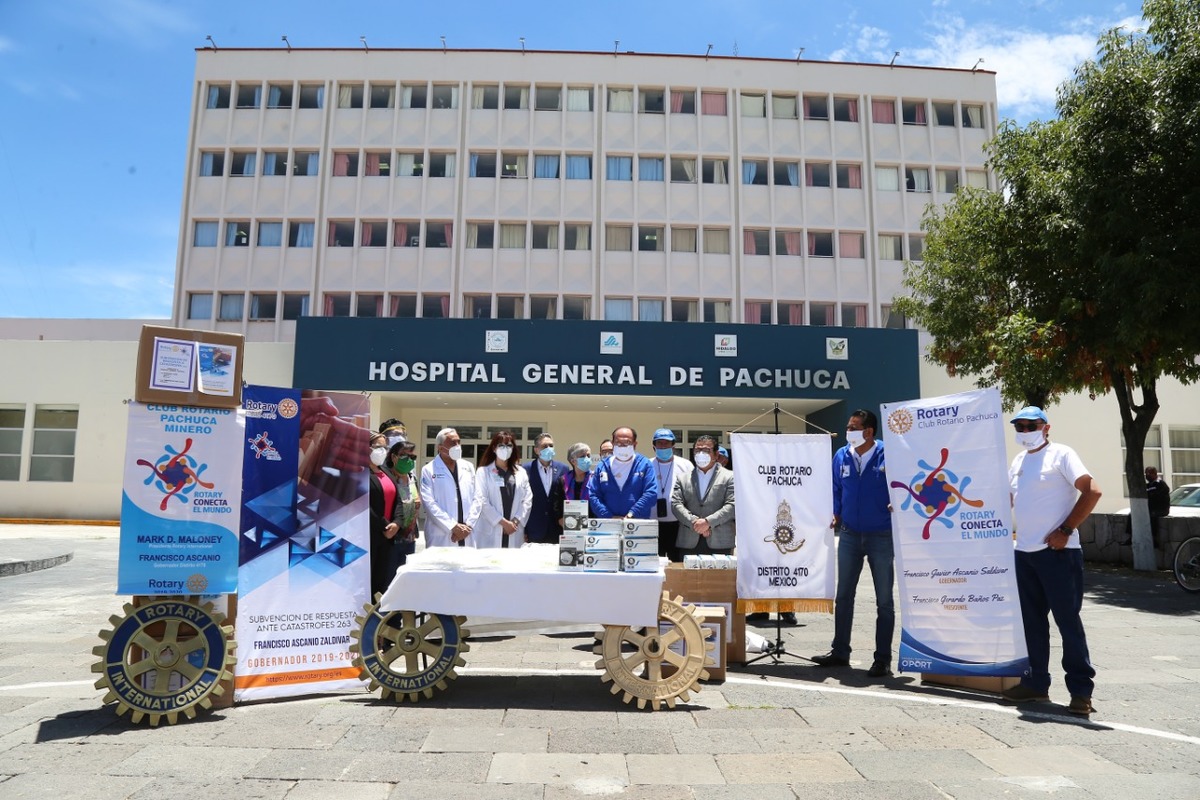Donación de equipo medico en Hospital General de Pachuca. (Carlos Dayan Aparicio)