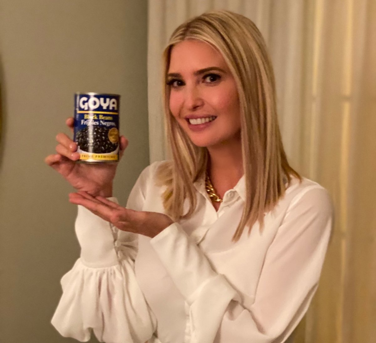 La marca Goya llegó hace 84 años a los Estados Unidos y hoy es la mayor empresa de alimentos hispana en esta nación. (Tomada de @IvankaTrump)