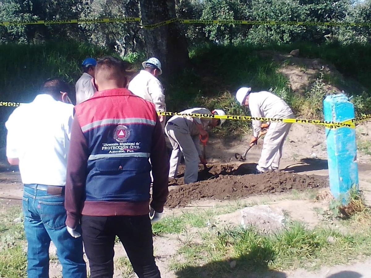 El personal de la paraestatal acordonó la zona para realizar los trabajos de sellado. (Especial)