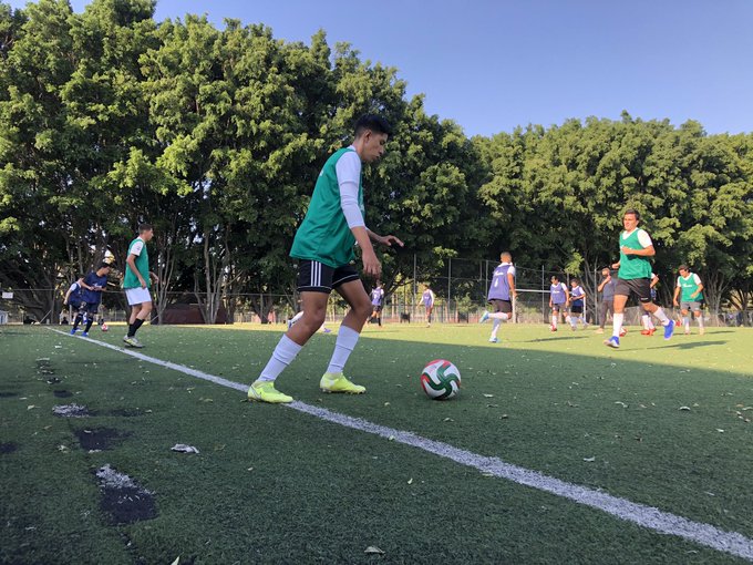 Desde la semana pasada comenzaron las visorías para integrar el equipo de los Halcones de Zapopan. (Tomada de @HalconesZapopan)