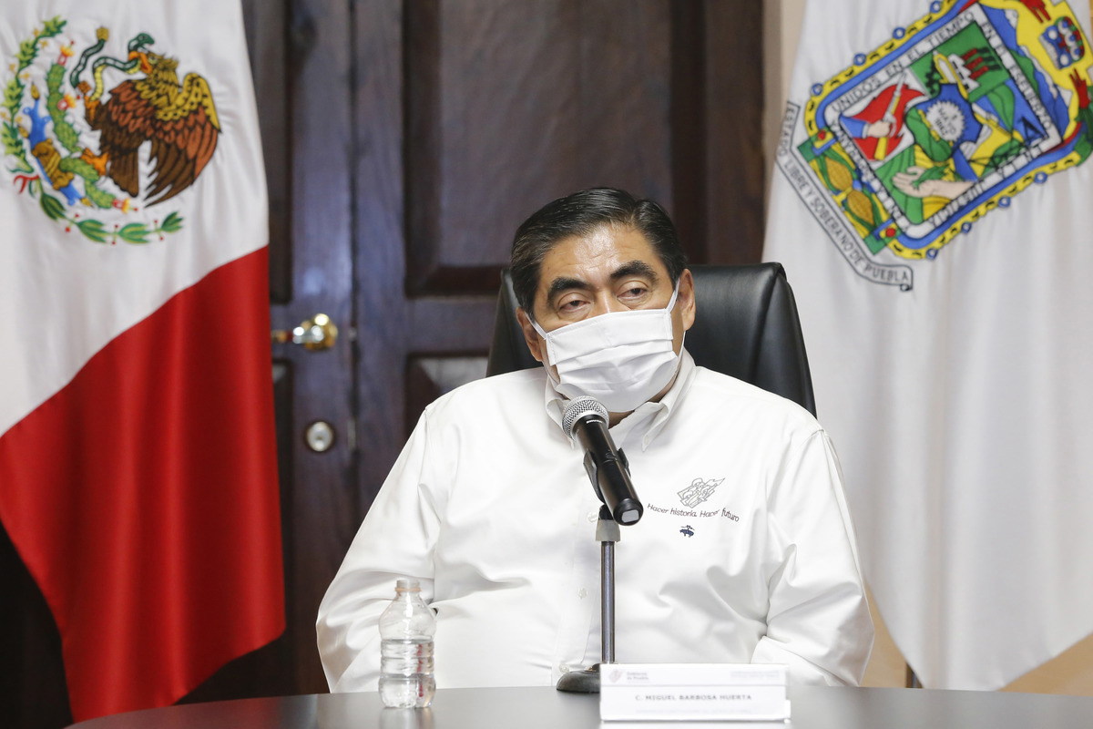 Videoconferencia diaria del gobernador de Puebla, Luis Miguel Barbosa Huerta. (Agencia Enfoque)
