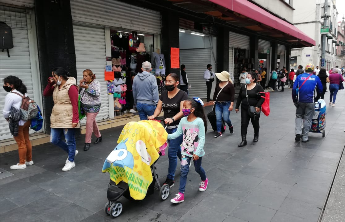 La CdMx está en semáforo naranja, lo que implica la reapertura de empresas con actividades no esenciales, pero al 30% de capacidad | Javier Ríos