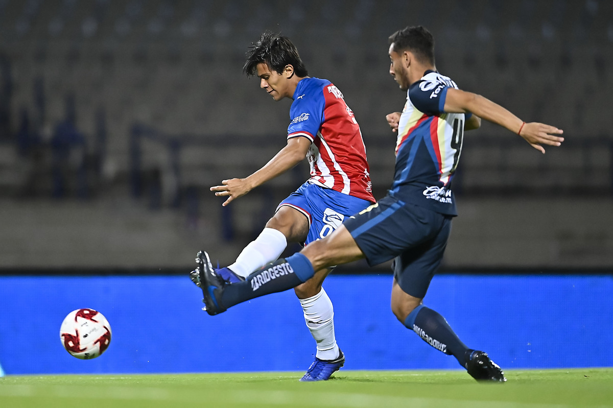 Las acciones del Chivas vs América (Imago7)