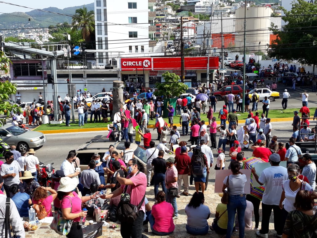 Los manifestantes realizan cortes intermitentes. | Javier Trujillo