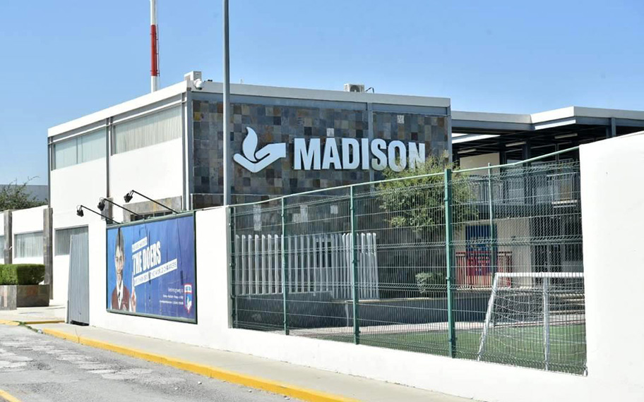 Colegio cierra sus puertas en Torreón. (Milenio Digital)