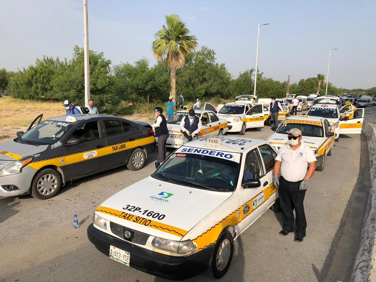 Concesionarios, permisionarios y choferes atendieron el llamado y acudieron al Parque Cultural Reynosa (Cortesía)
