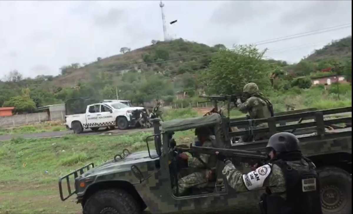Los lesionados fueron trasladados en un helicóptero para recibir atención médica urgente. (Jocelyn Estrada)