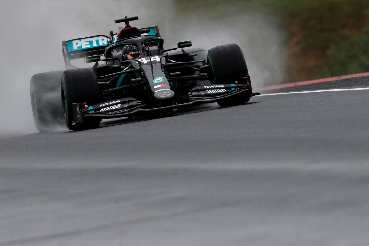 Lewis Hamilton consigue la pole position del Gran Premio de Hungría 2020 (Reuters)