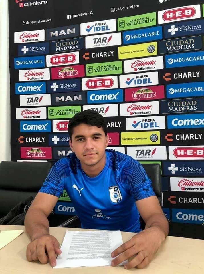 Pablo Romagnoli fue reclutado por la filial Sub 20 de los Gallos Blancos del Querétaro. (Especial)