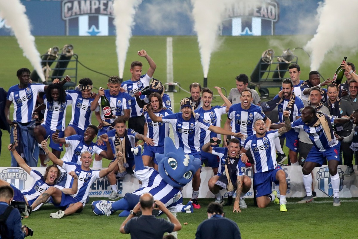 Porto celebrando el título de la Primeira Liga (AP)