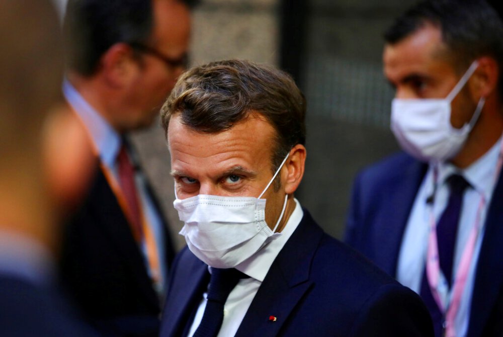 El presidente francés, Emmanuel Macron, expresó su "esperanza" de alcanzar un acuerdo sobre el plan de recuperación económica. (AP)
