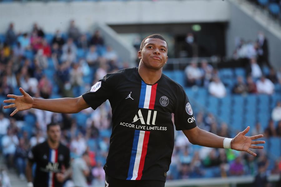 Kylian Mbappé confirma su permanencia en el PSG (EFE)