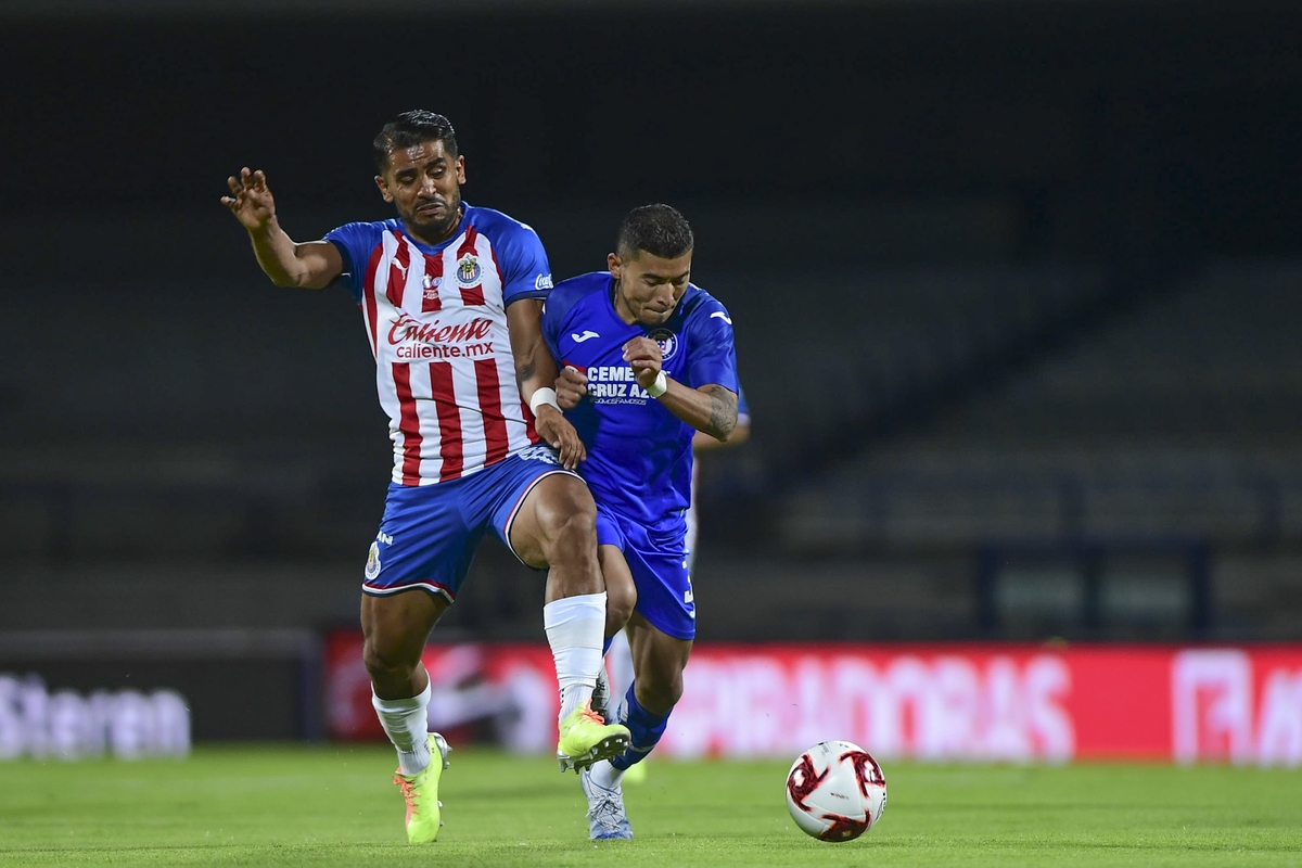 Miguel Ponce durante la final de la Copa GNP ante Cruz Azul (Mexsport)