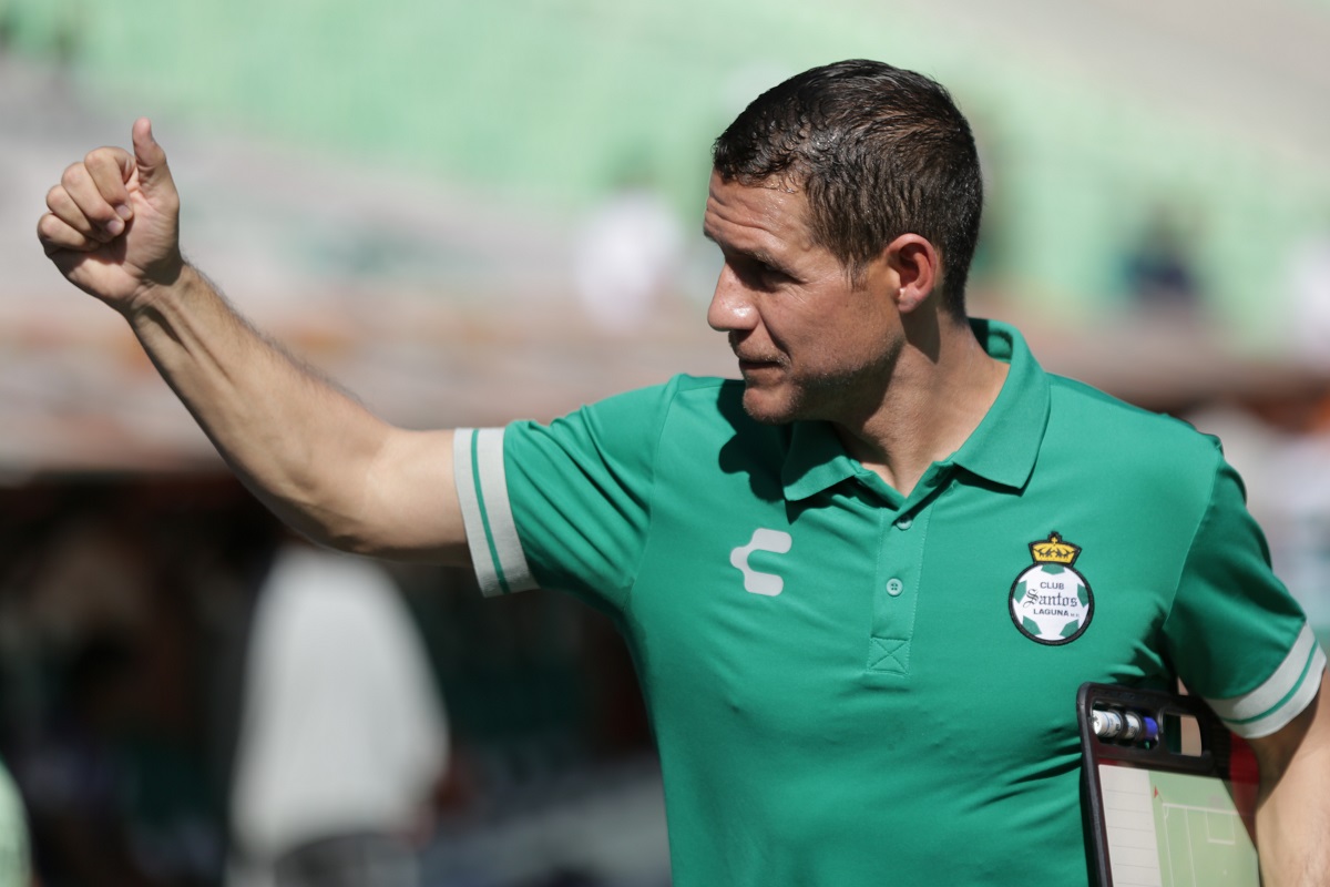 Rafael Figueroa auxiliar tecnico de Santos Sub 20 (Imago7)