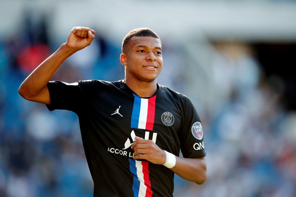 Kylian Mbappé será la portada del FIFA 21 (Reuters)