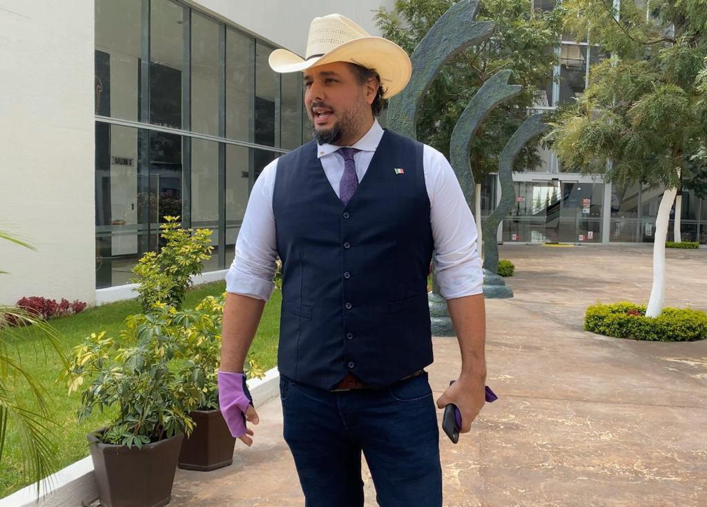 Adrián Esper Cárdenas