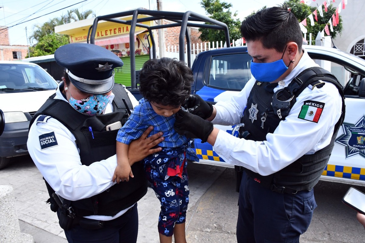 Localizan en Irapuato a menor de 4 años dembulando en las calles