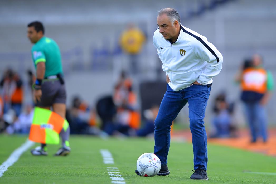 Memo Vázquez, ex entrenador de Pumas (Mexsport)