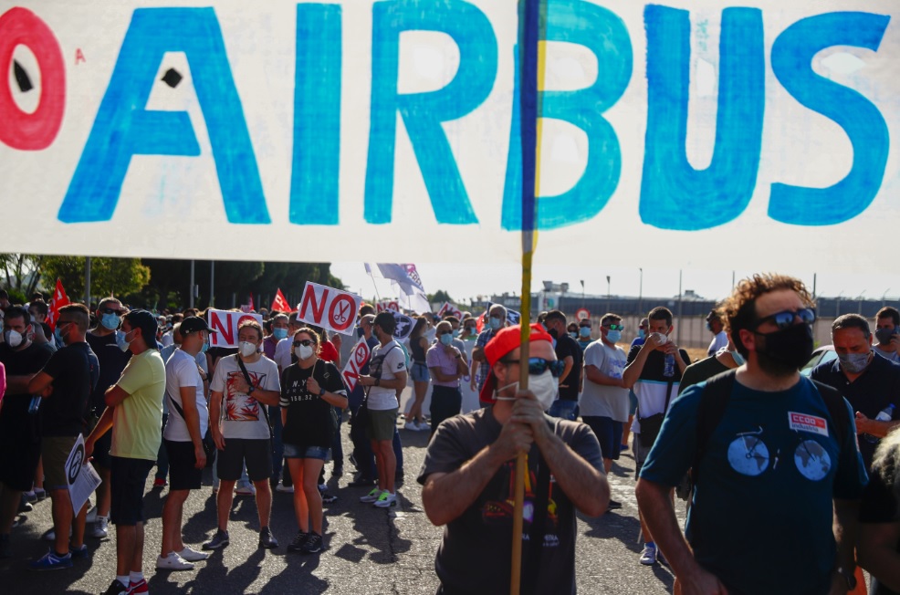 Protestan empleados de Airbus en España (Reuters)