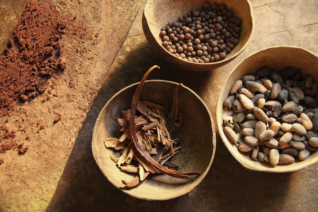 En la elaboración se incluye una selección de los mejores granos de cacao mexicano y un toque de canela. Cortesía