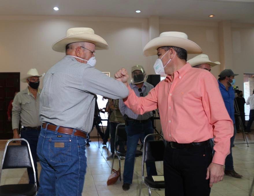 El gobernador se reunió con los ganaderos de Nava al norte de Coahuila. (Especial)