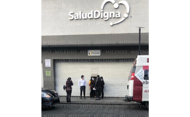 Mientras estaba en la sala de espera, el sexagenario empezó a tener dificultades para respirar y se desmayó. (Andrés Sánchez)