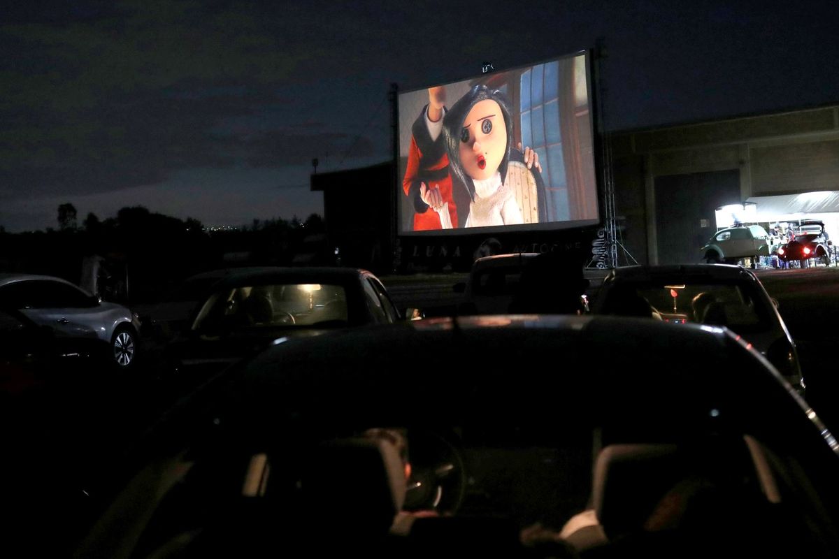 Los boletos para las funciones del Autocinema Luna en Teotihuacán se pueden adquirir a través de Boletia. (Reuters)