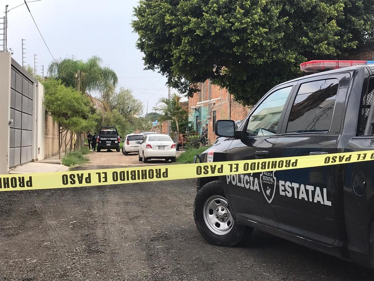 En Zapopan encuentran el cadáver de un hombre en la colonia Vicente Guerrero. (Elsa Martha Gutiérrez)