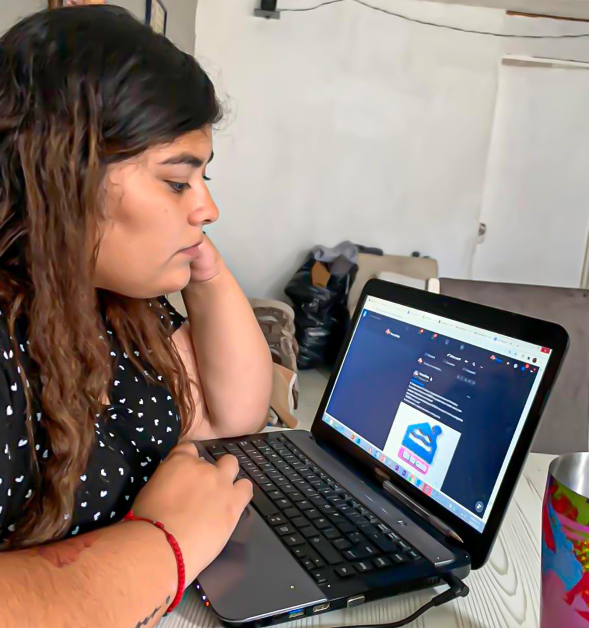 Estudiantes realizan servicio social con INAEBA durante cuarentena