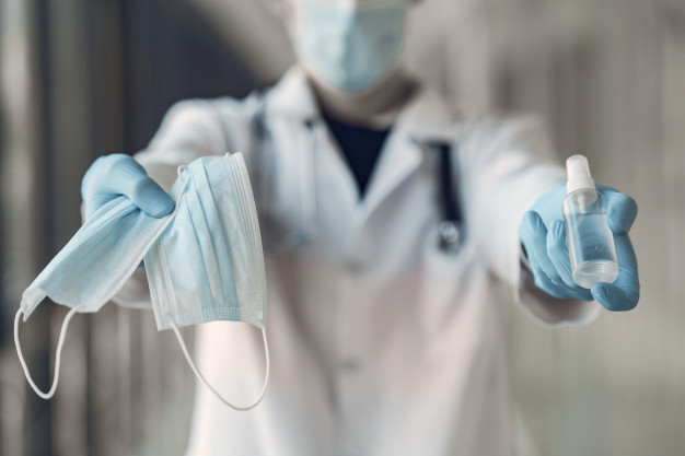Existen varios médicos y profesionistas generando contenido en plataformas como Youtube para resolver dudas y mitos