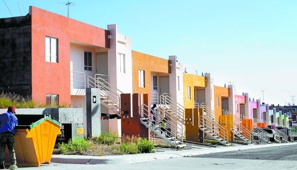 De acuerdo con organismos inmobiliarios, solo se están vendiendo los inventarios. Shutterstock