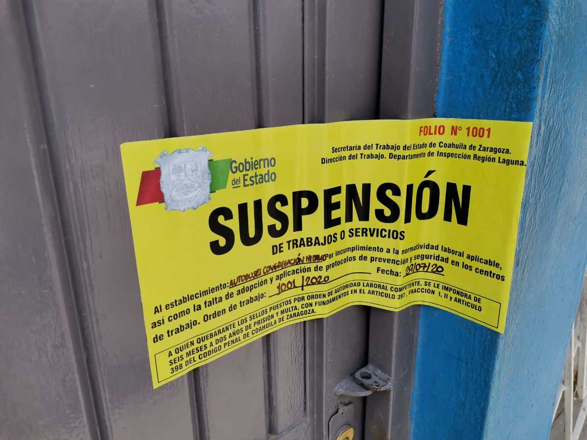 Autoridades acudieron a la central de monitoreo de los Autobuses Rojos. (Especial)