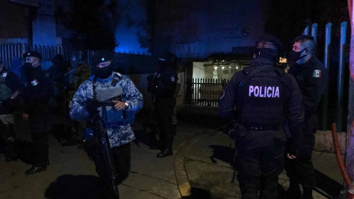Elementos de la Guardia Nacional acudieron para evitar disturbios. (Especial)