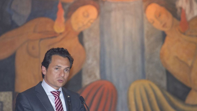 Lozoya justifica sus actos por presiones del poder