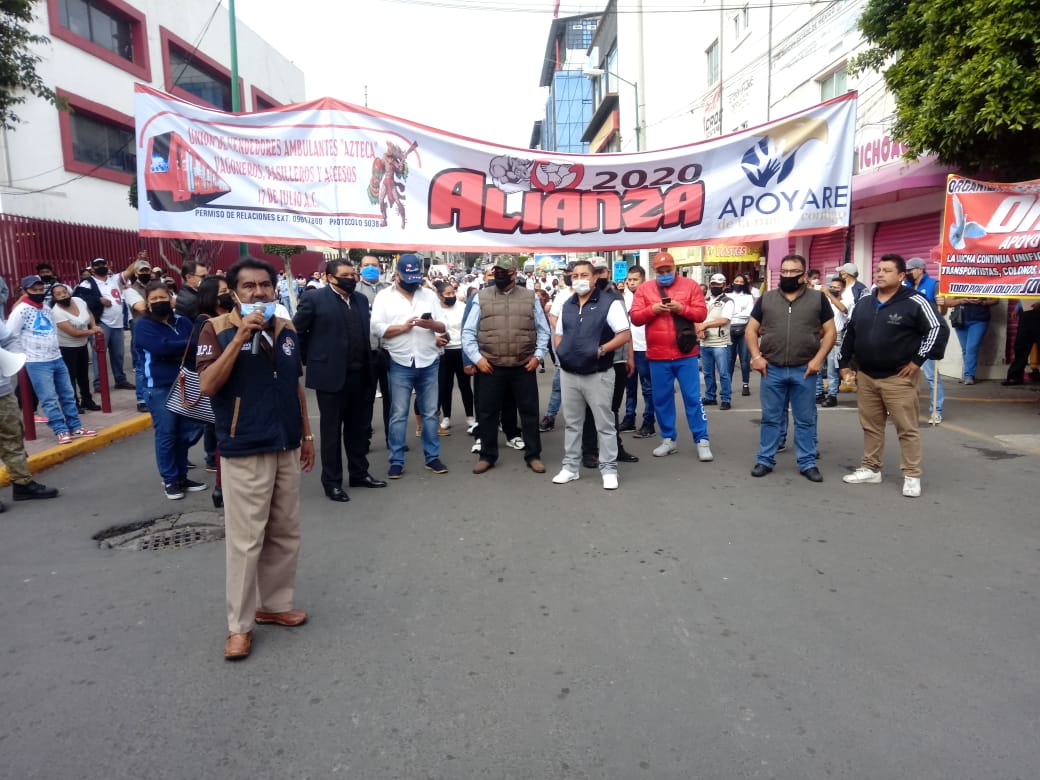 Se reunieron aproximadamente a las 9:00 horas. (Especial)