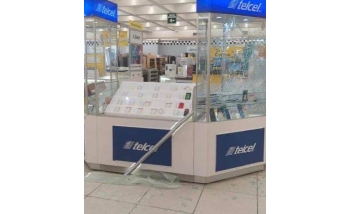 El Coppel, ubicado en el centro del municipio de Huejotzingo, fue asaltado por sujetos armados. (Especial)