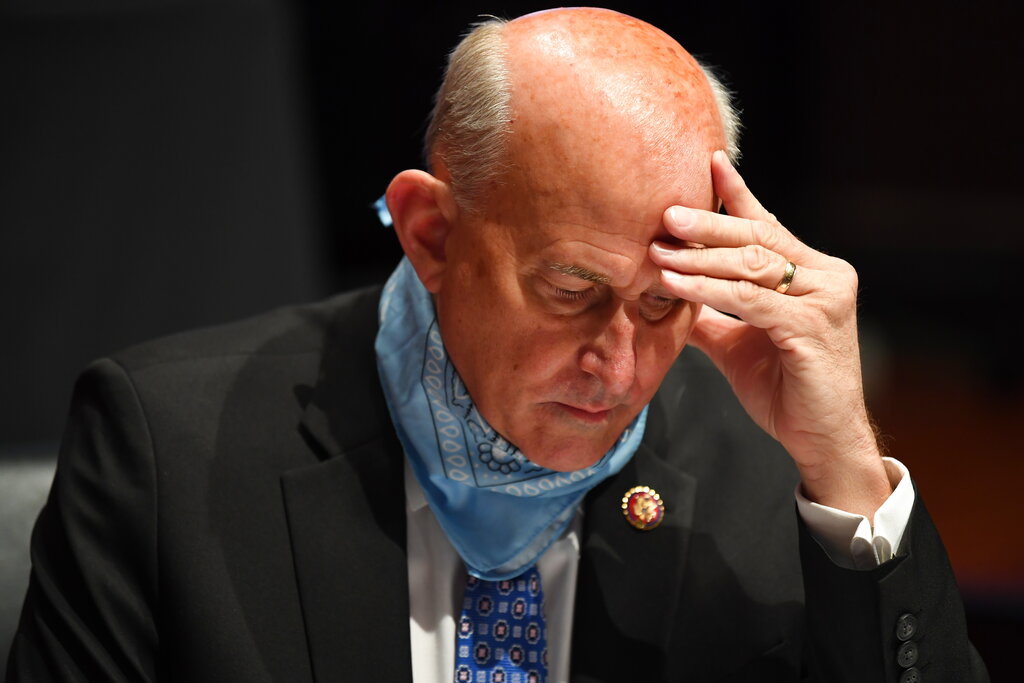 El legislador republicano de Texas, Louie Gohmert, dio positivo a covid-19. | AP