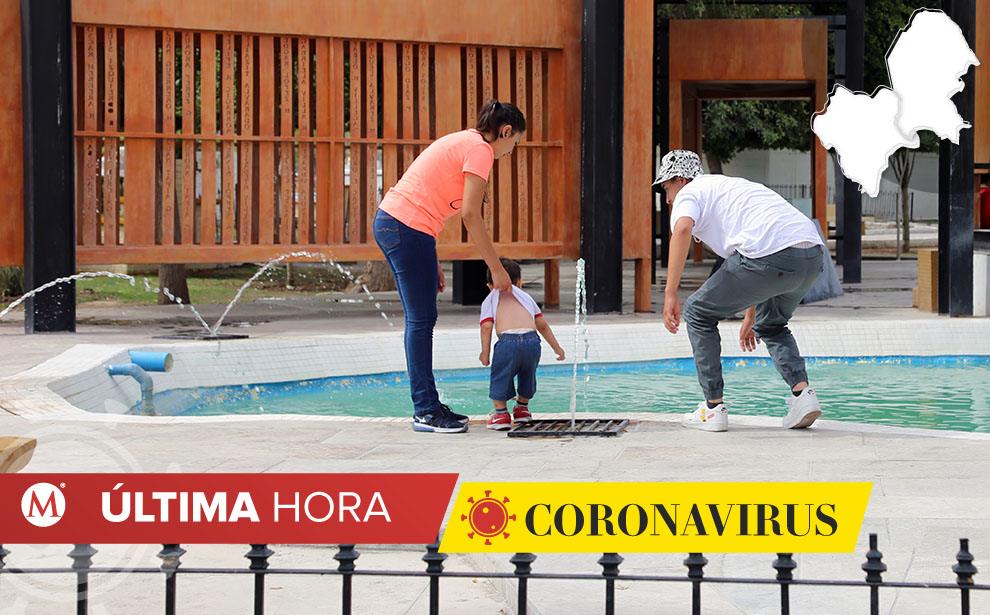 Paseos de familias sin cubrebocas en La Laguna. (Martín Piña)