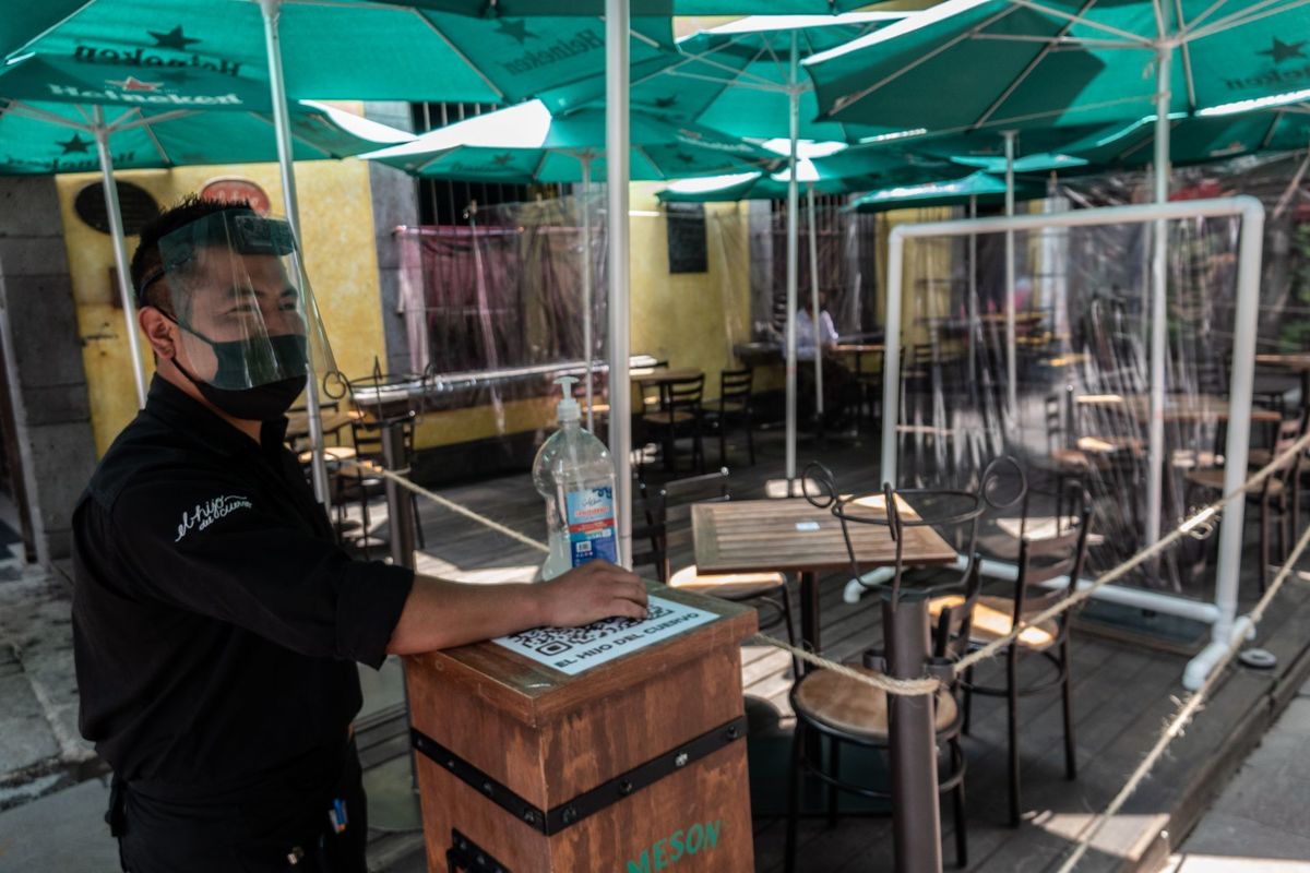 Amplían horario en restaurantes de la CdMx. (Cuartoscuro)