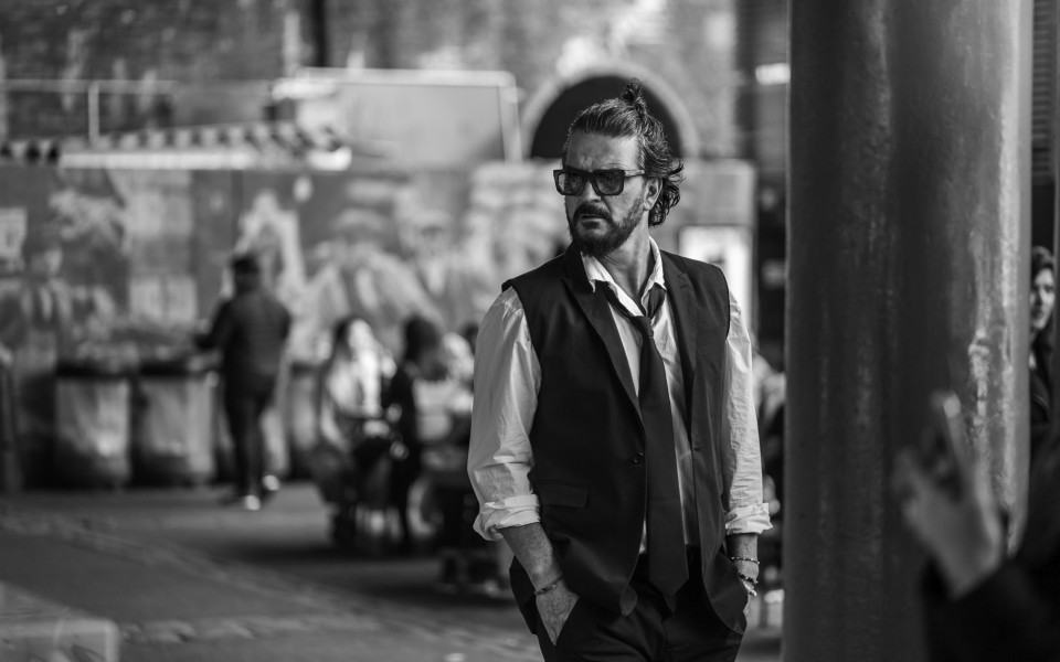 Arjona se mantiene firme en su firma sonora y busca demostrar su valía (Cortesía)