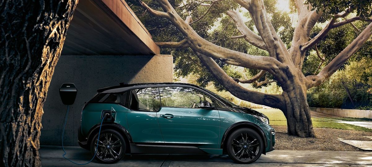 El BMW i3 tiene una autonomía diaria de hasta 260km. (Especial)