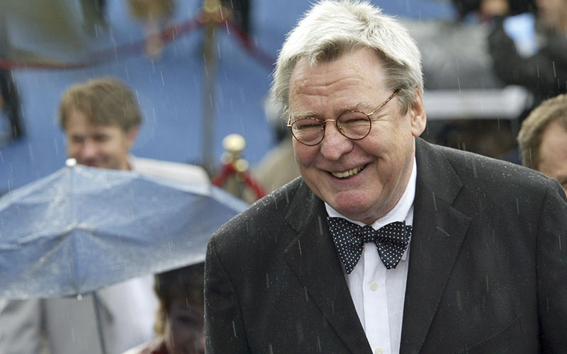 Sus películas ganaron 10 premios Oscar y 19 reconocimientos BAFTA; varios directores externaron sus condolencias por el deceso del cineasta. (AP)