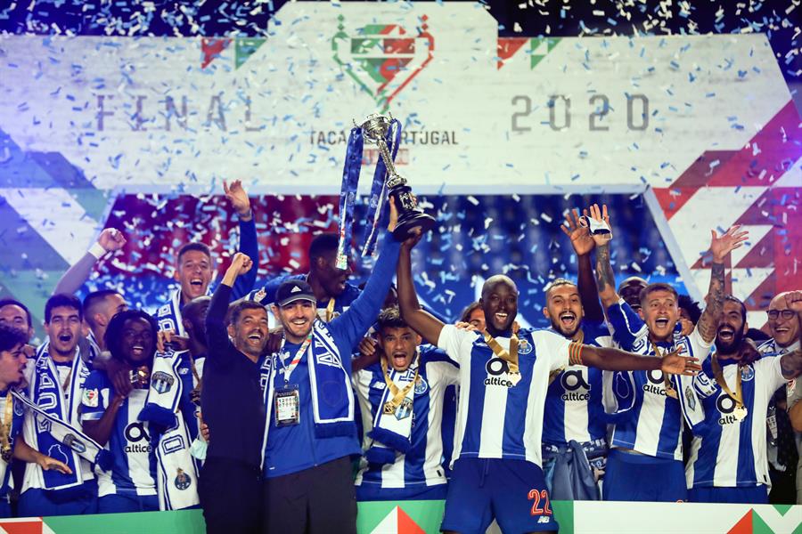 Porto conquista la Copa de Portugal tras vencer al Benfica (EFE)